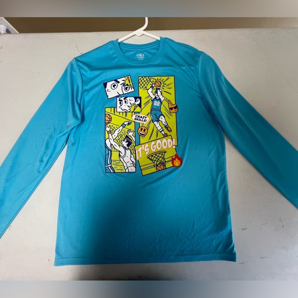 ATHLETIC WORKS BOYS BLUE LONG SLEEVE GRAPHIC SHIRT SIZE XL (14-16). Polyester